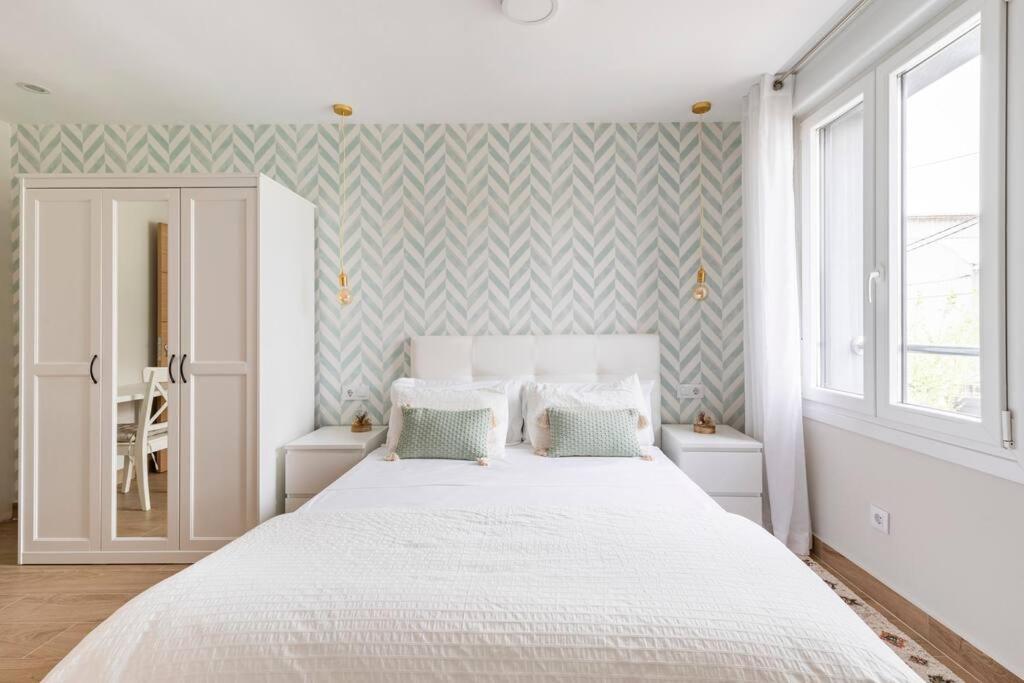 El Toison 21 Parking Gratis-6 Pax Centro-Historico Apartment Bilbao Exterior photo